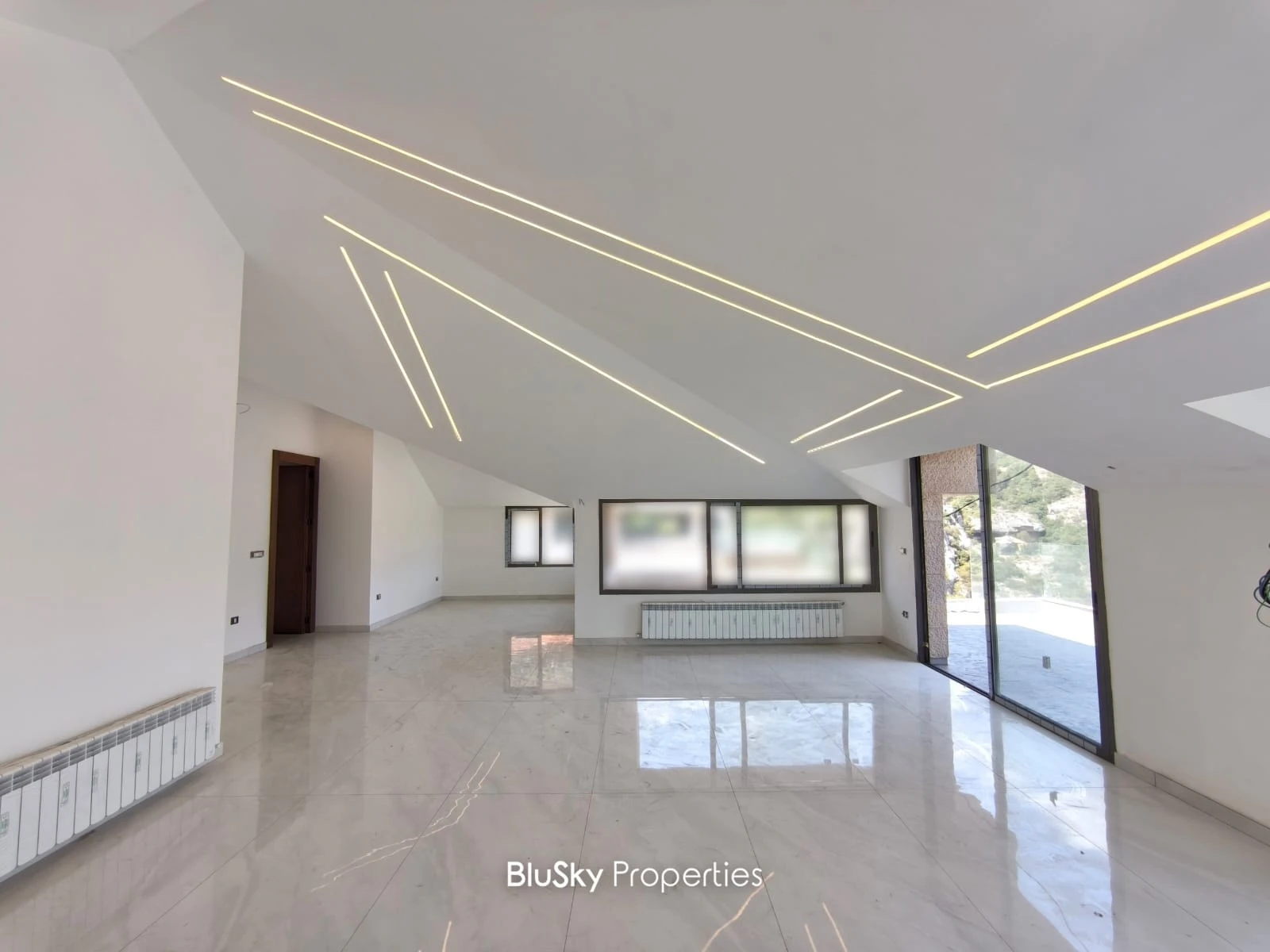 Apartment 200m² with Terrace for Sale in Baabdat — الصورة 4