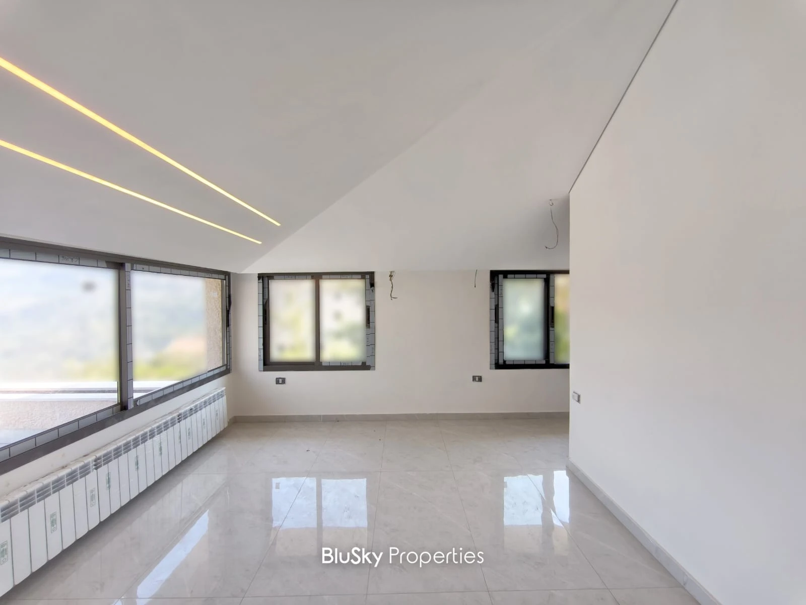 Apartment 200m² with Terrace for Sale in Baabdat — الصورة 5