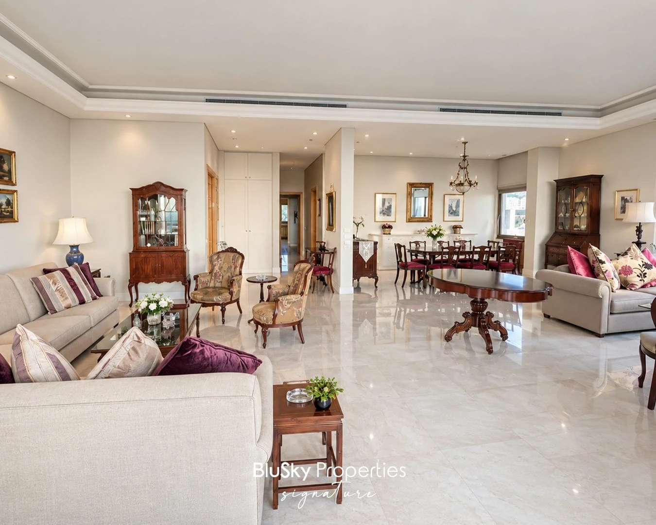 Apartment 220m² with City View for Rent in Baabda — photo 2