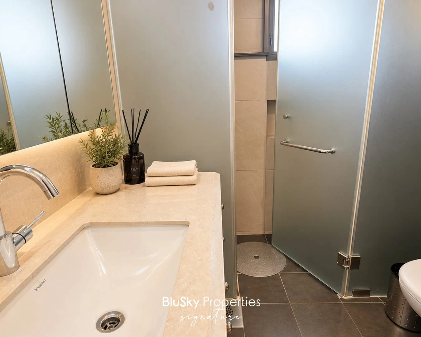 Apartment 220m² with City View for Rent in Baabda — photo 5