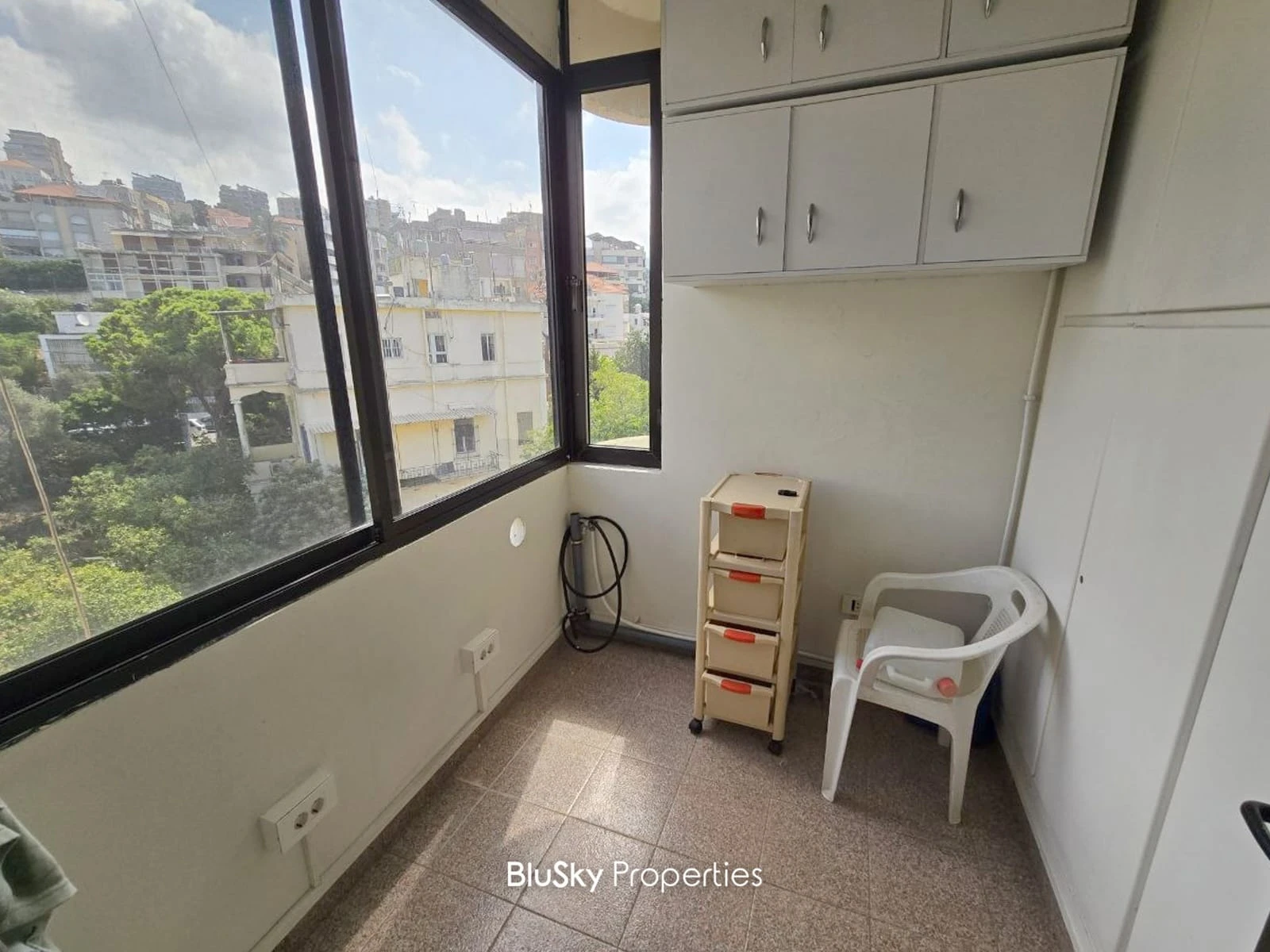 Apartment 225m² with City View for Sale in Baabda — photo 4
