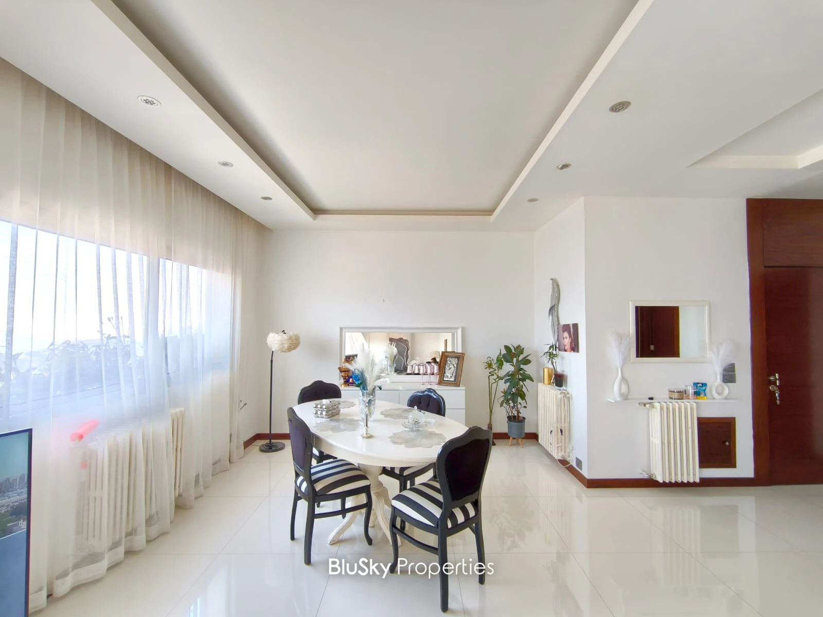 Apartment 250m² with Mountain View for Sale in Baabdat — الصورة 4