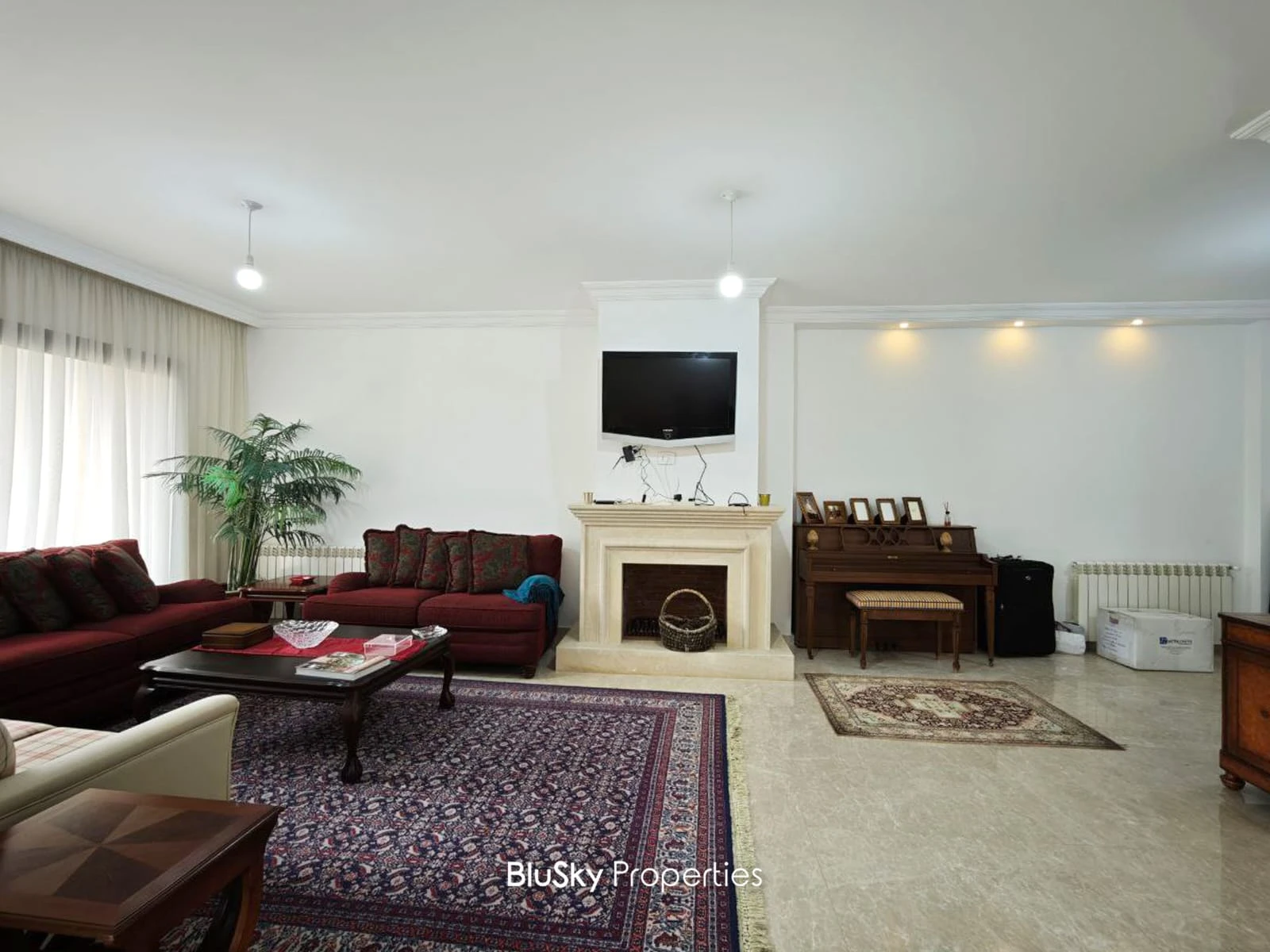 Apartment 260m² Mountain View for Sale or Rent in Baabdat — photo 4