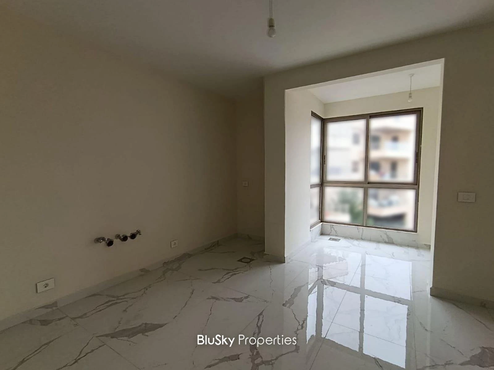 Duplex 300m² Terrace for Sale in Baabdat — الصورة 5