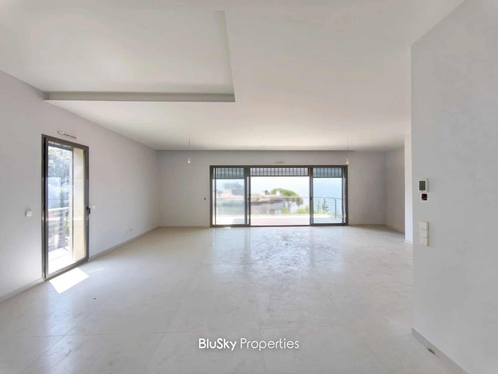 Duplex 305m² with Mountain View for Sale in Baabdat