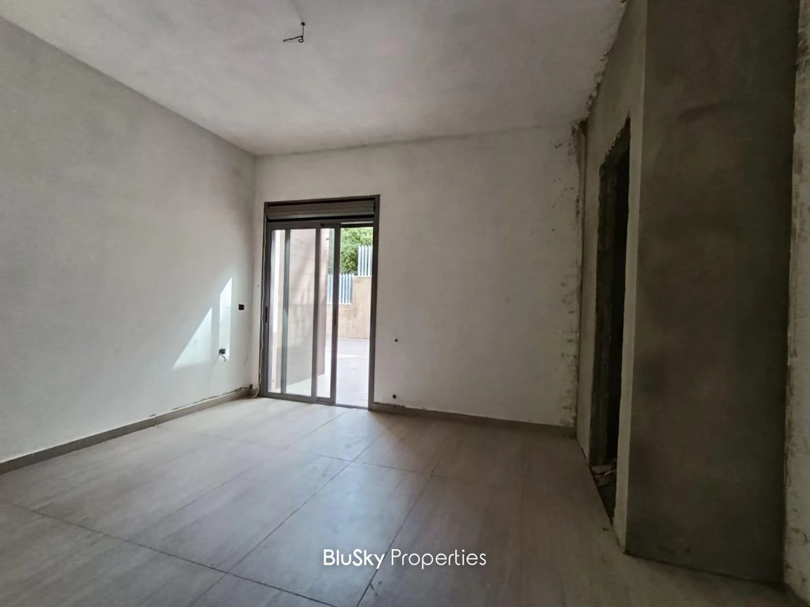 Duplex 320m² Terrace for Sale in Baabdat — الصورة 5