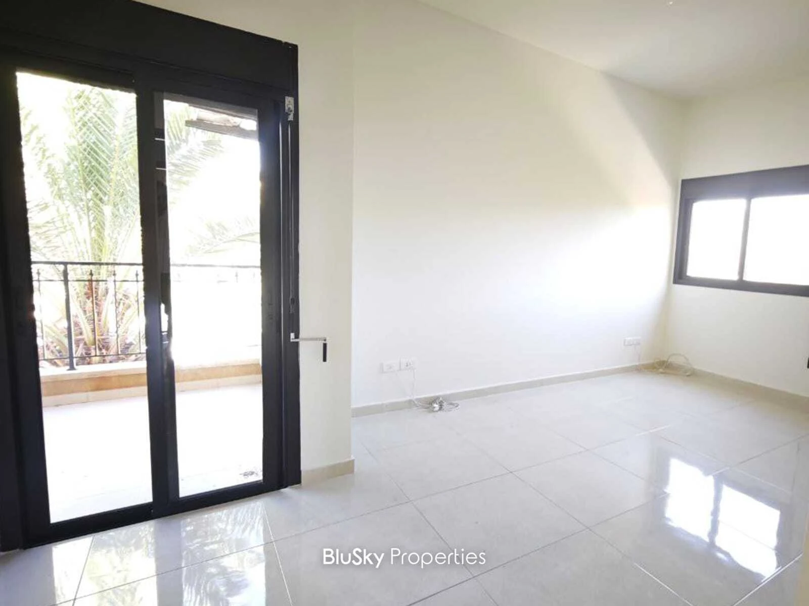 Apartment 325m² Balcony for Rent in Baabdat — الصورة 5