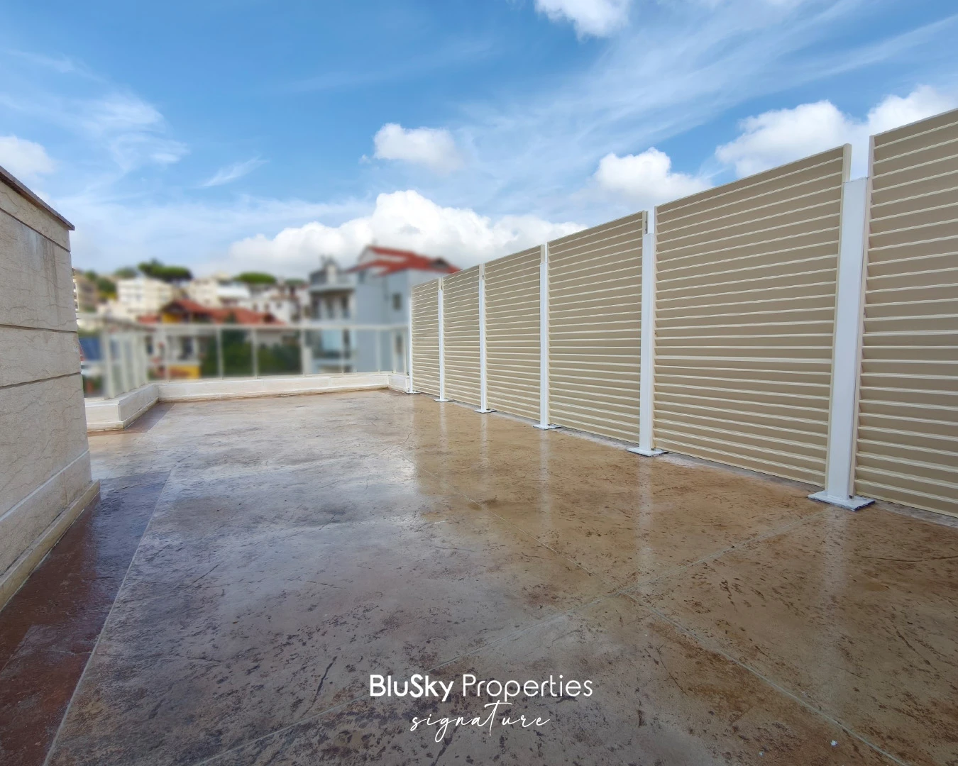 Duplex 480m² with Mountain View for Rent in Baabdat — الصورة 2