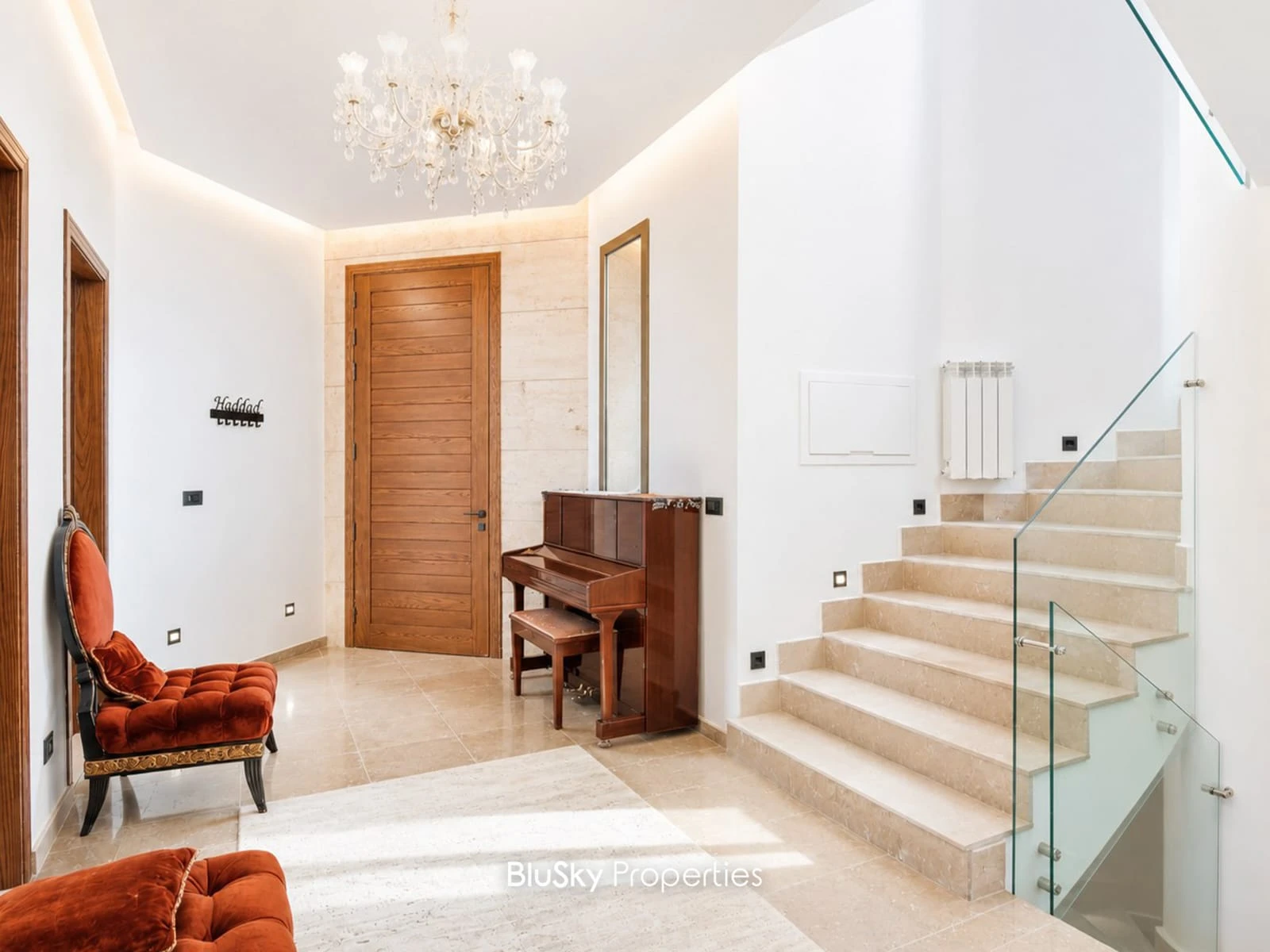Villa 700m² with Garden for Rent in Baabdat — الصورة 5