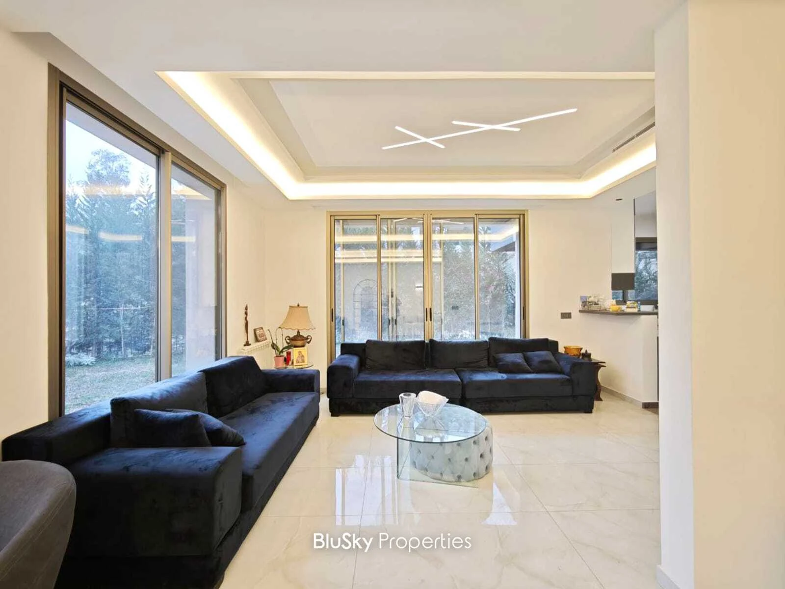 Villa 700m² Garden for Rent in Baabdat — الصورة 4