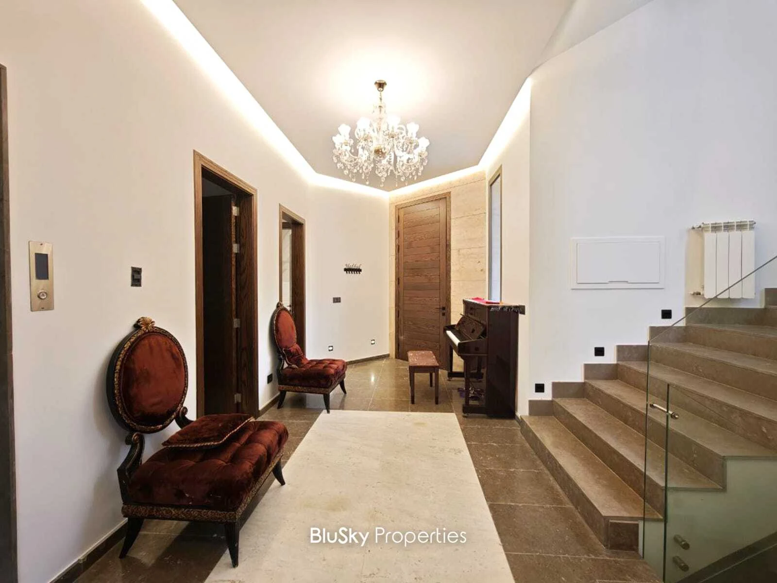 Villa 700m² Garden for Rent in Baabdat — الصورة 5