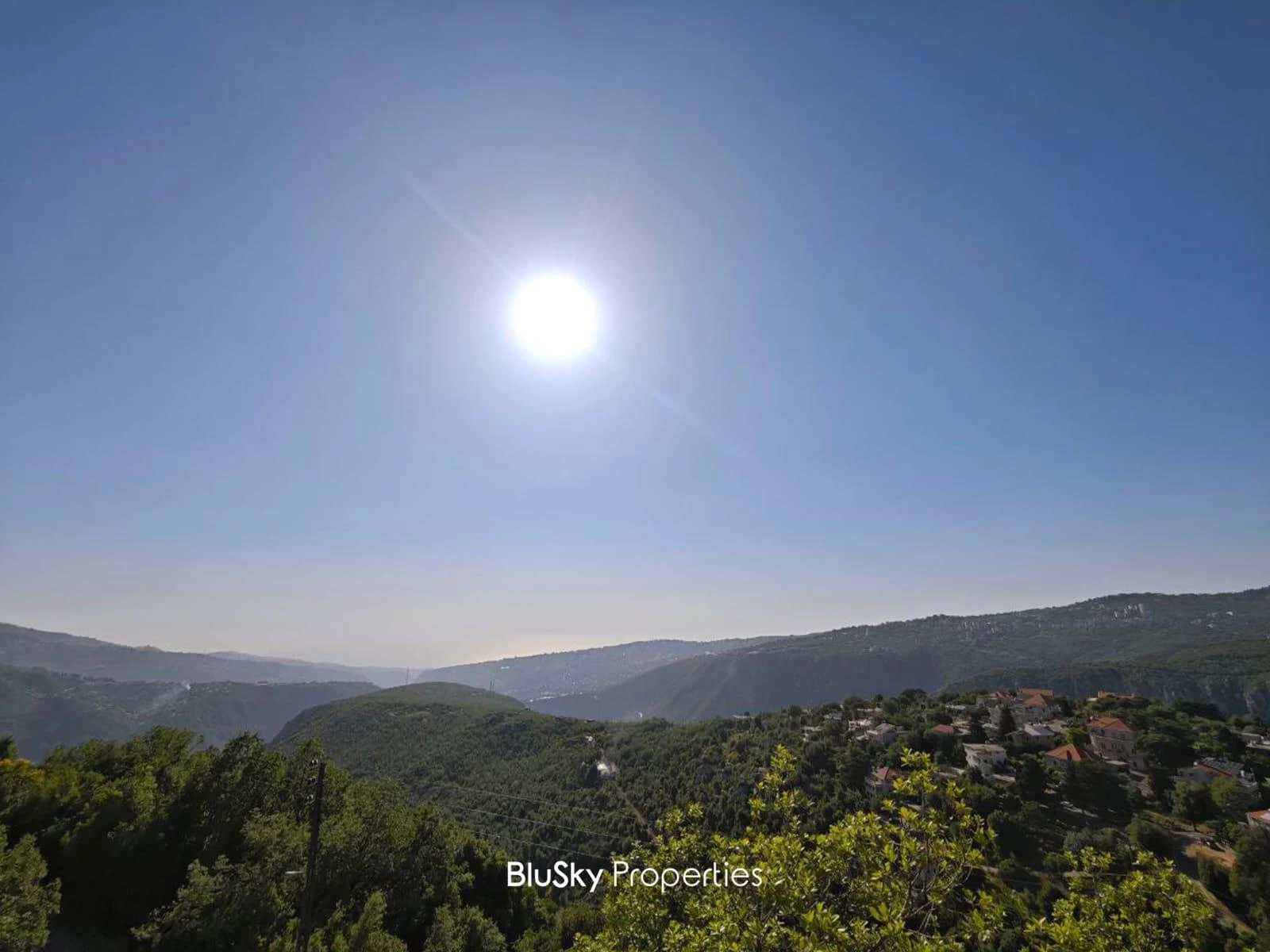 Villa 3,600m² Terrace for Sale in Baskinta — الصورة 5