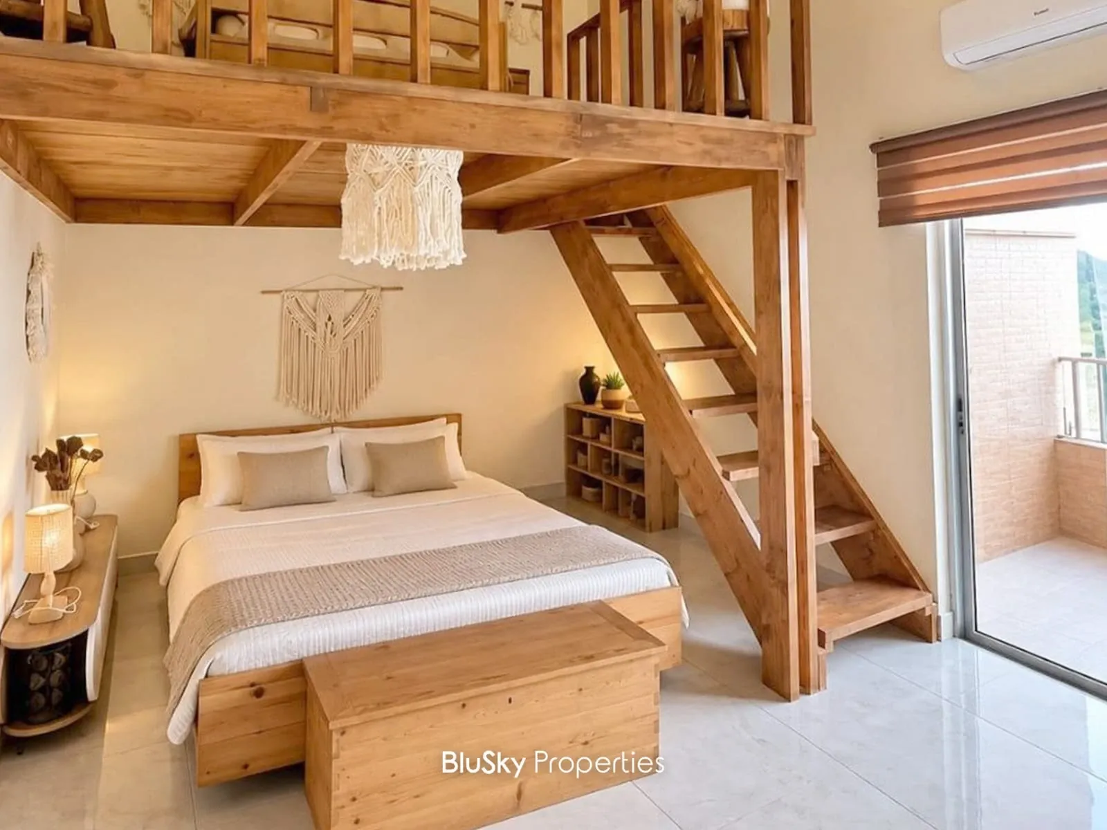 Chalet 60m² with Sea View for Rent in Batroun
