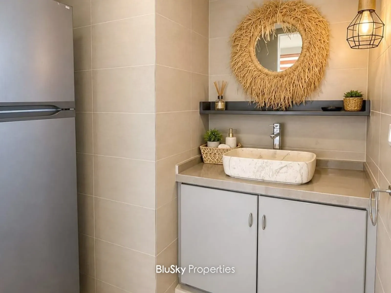 Chalet 60m² with Sea View for Rent in Batroun — photo 4