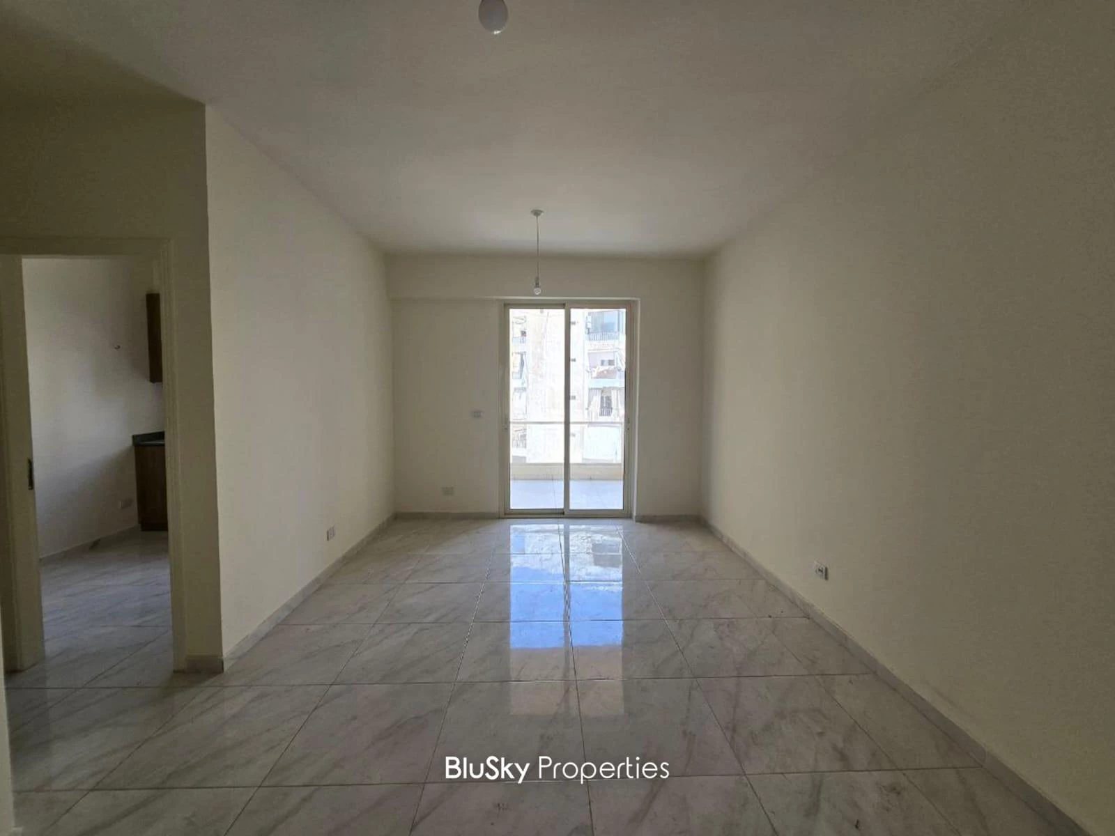 Apartment 100m² Balcony for Rent in Bauchrieh