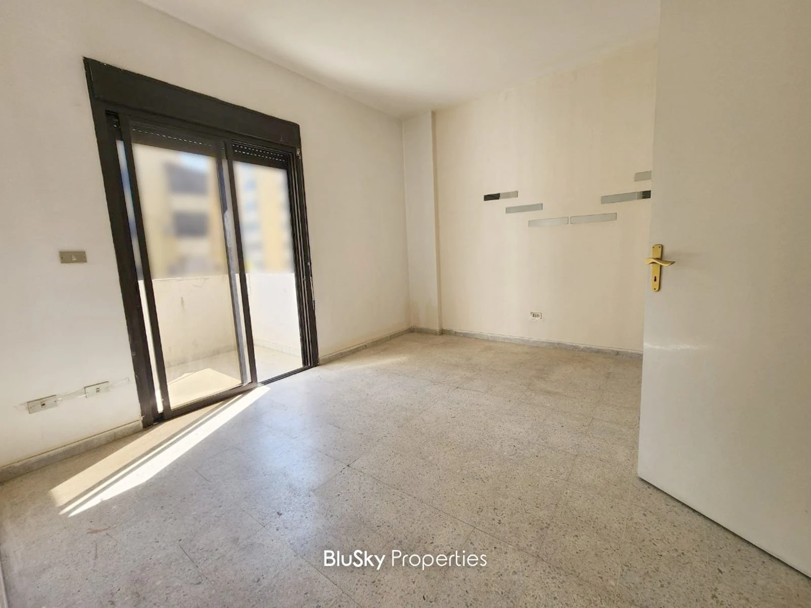 Apartment 155m² with Terrace for Sale in Bauchrieh — الصورة 3