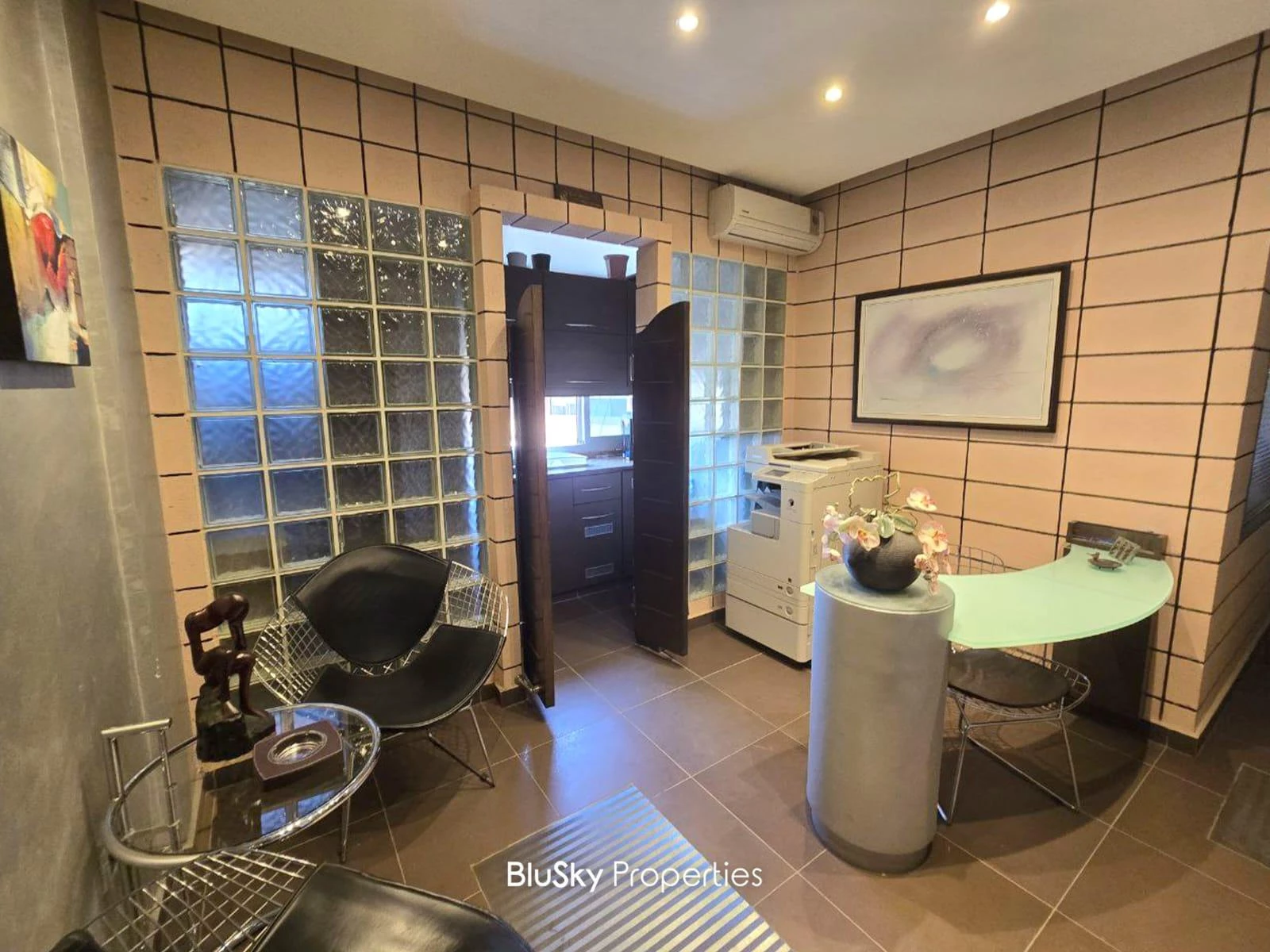 Office 70m² Terrace for Rent in Bauchrieh — الصورة 4
