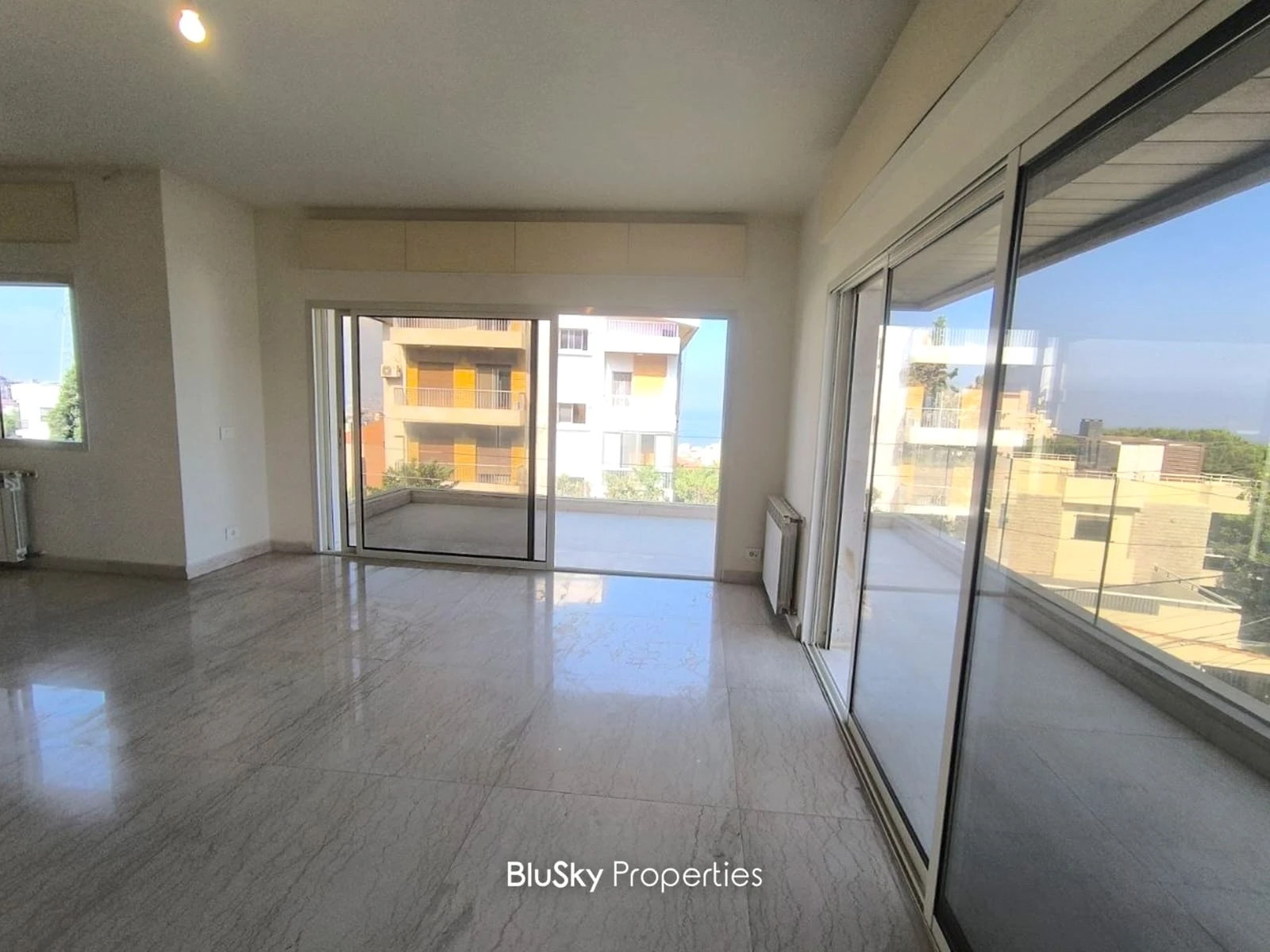 Apartment 318m² with Sea View for Sale in Beit El Chaar — الصورة 5
