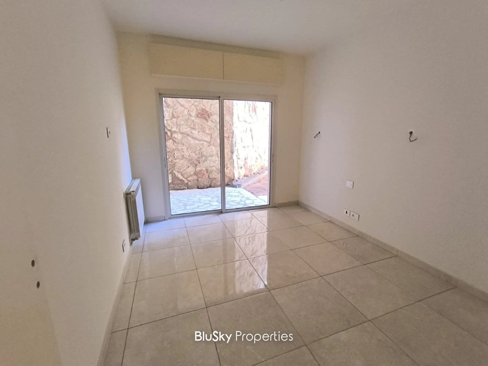 Apartment 318m² with Terrace for Sale in Beit El Chaar — الصورة 5