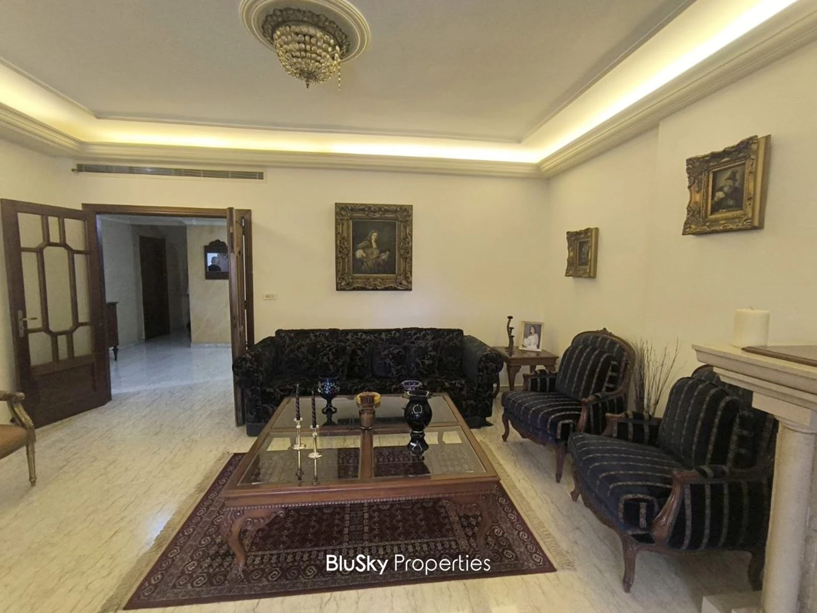 Apartment 350m² for Sale in Beit El Chaar — الصورة 3