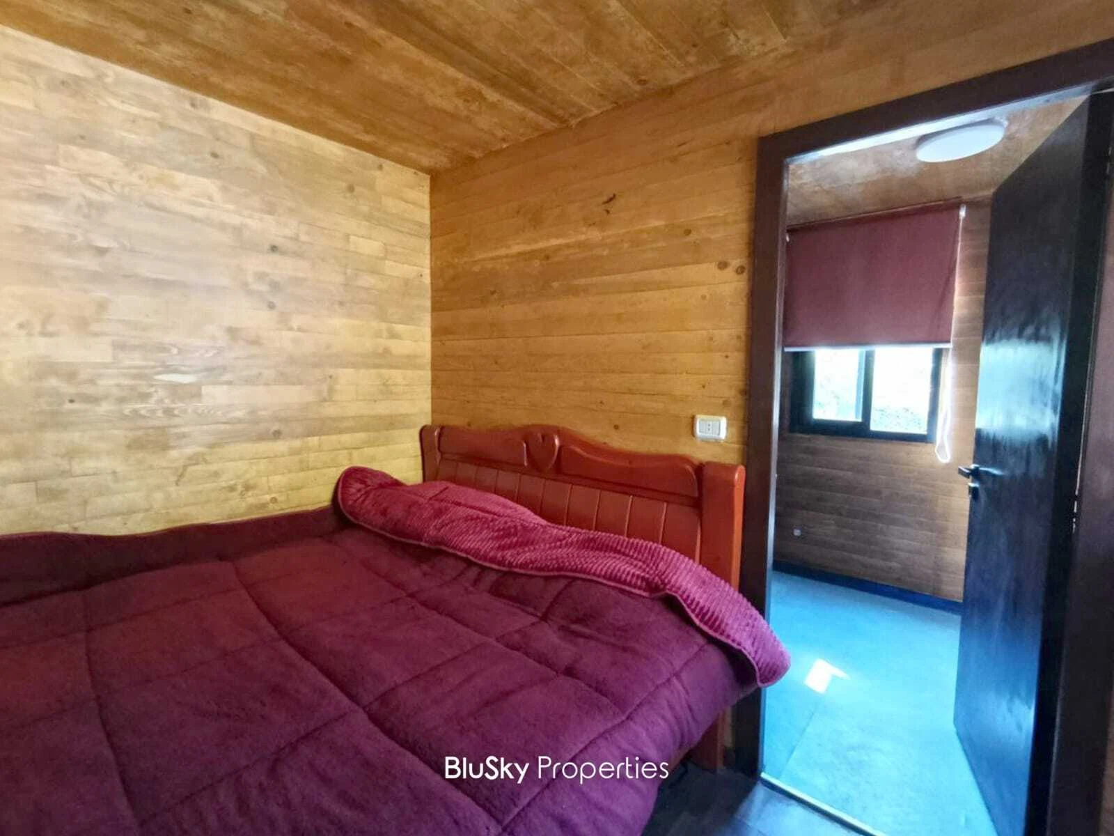 Stand Alone House 35m² Garden for Rent in Bchelli — الصورة 3