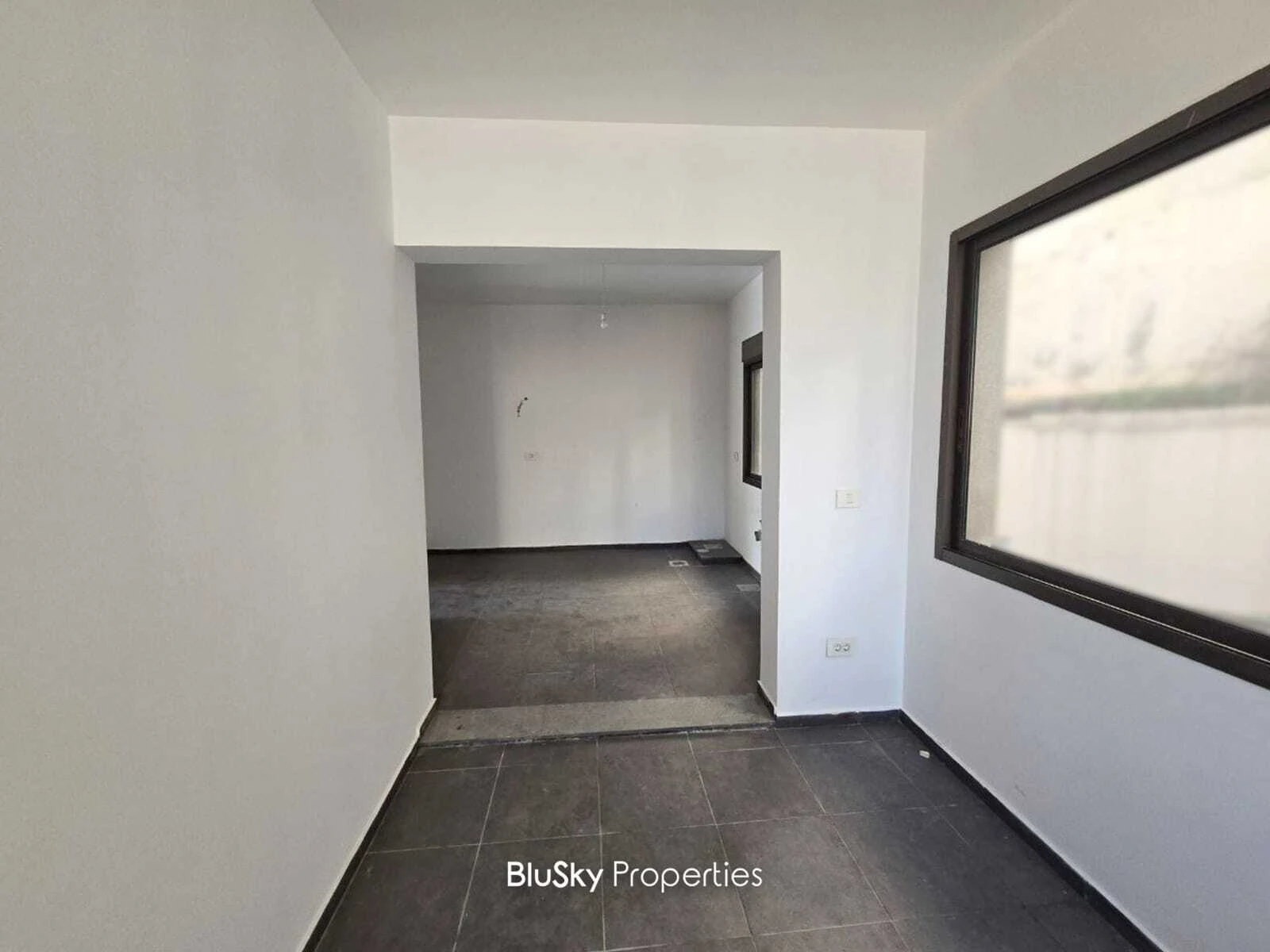 Apartment 190m² Balcony for Sale in Betchay — الصورة 4
