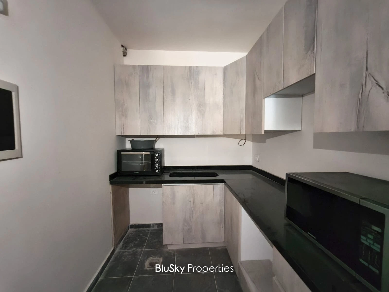 Apartment 90m² for Sale in Bhersaf — photo 5