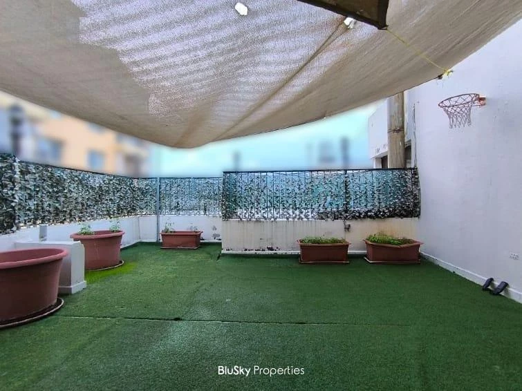 Roof 60m² Terrace for Rent in Biakout — الصورة 2