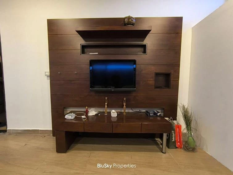 Roof 60m² Terrace for Rent in Biakout — الصورة 3