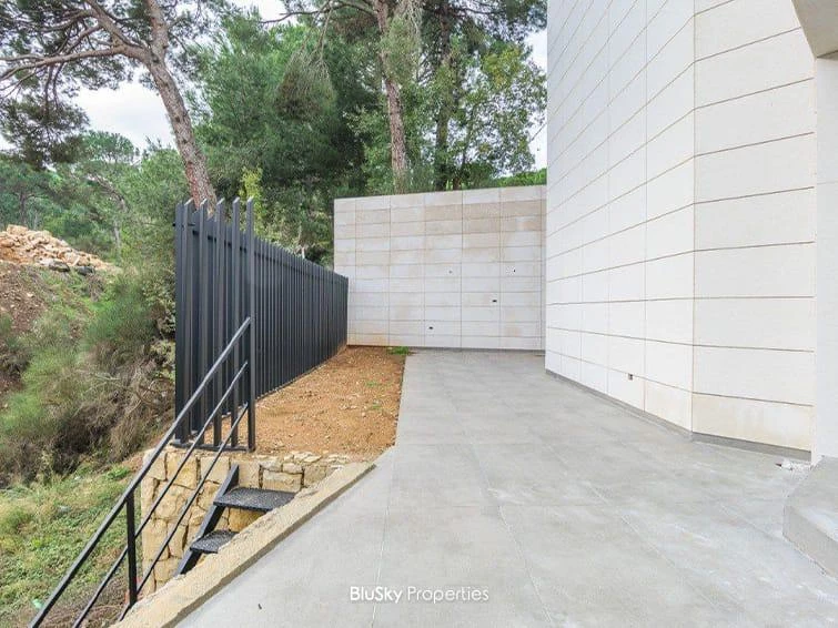 Apartment 200m² Terrace for Sale in Bikfaya — الصورة 4