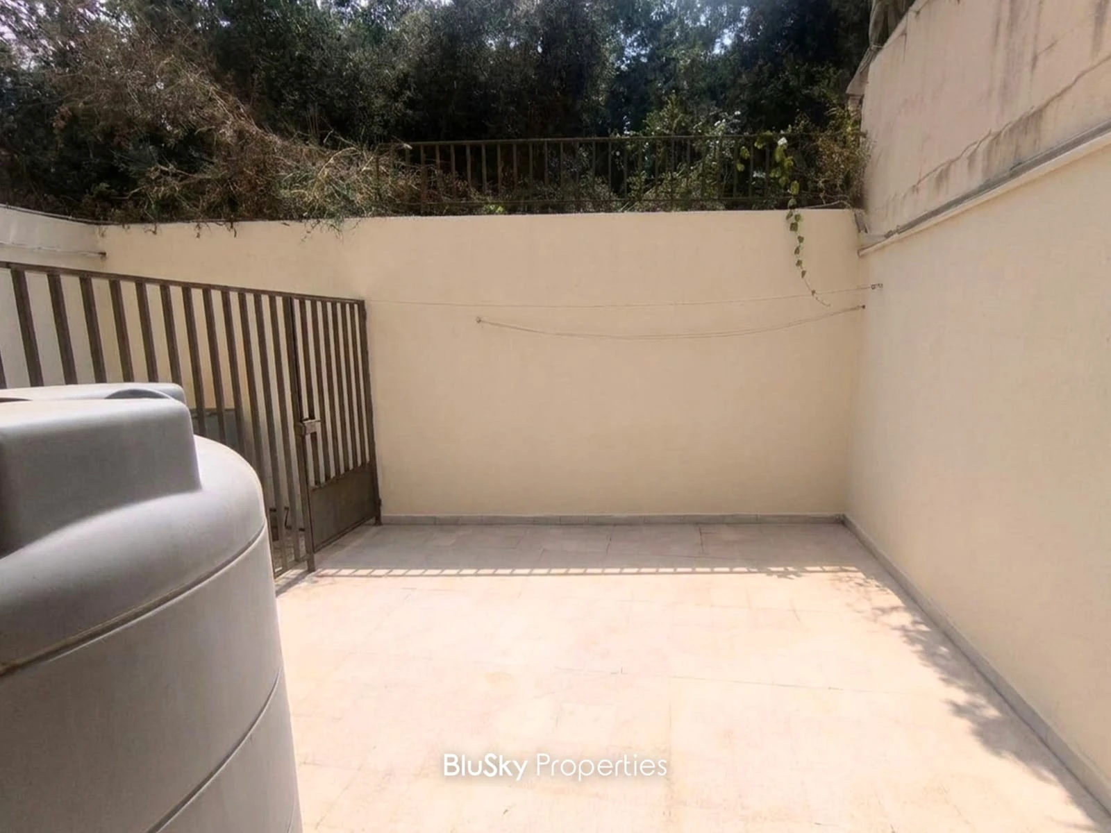 Apartment 200m² with Terrace for Sale in Biyada — الصورة 3
