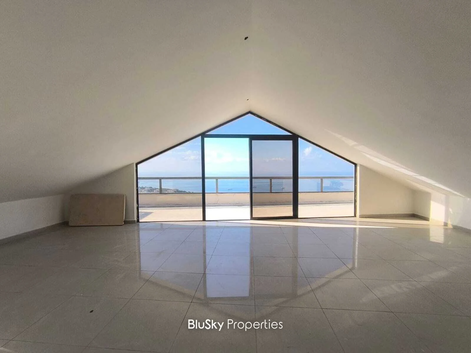 Duplex 215m² Roof for Sale in Biyada — الصورة 2