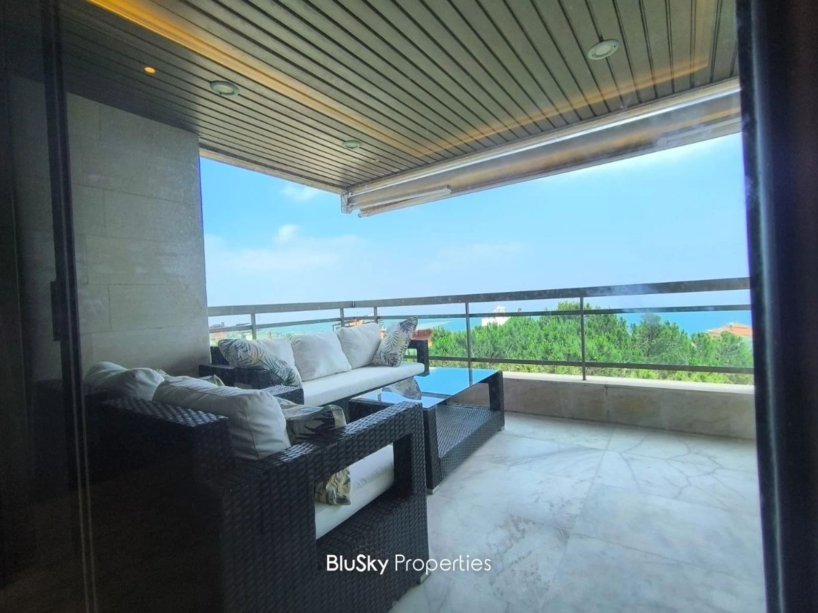 Apartment 230m² for Rent in Biyada