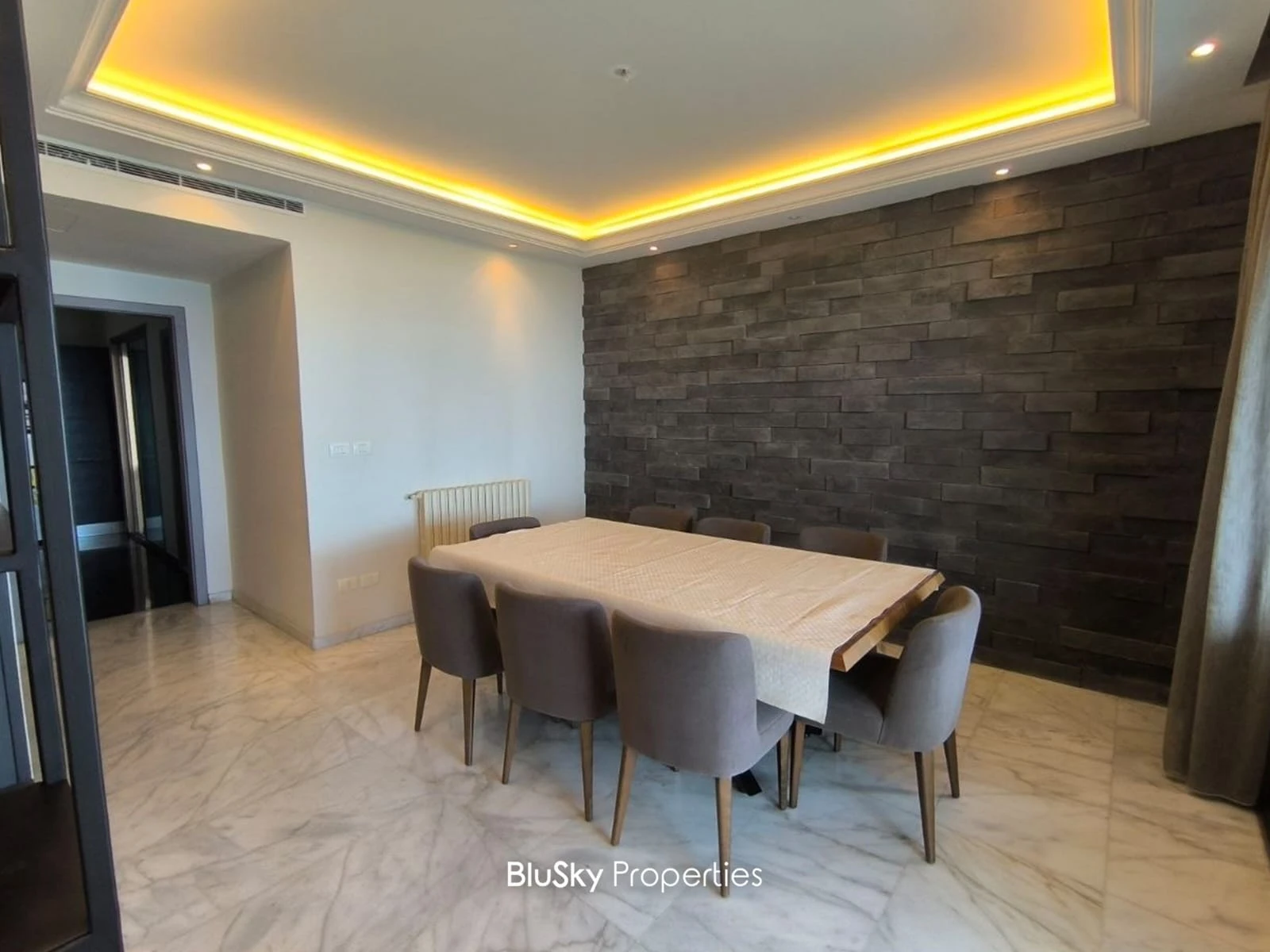 Apartment 230m² for Rent in Biyada — الصورة 3