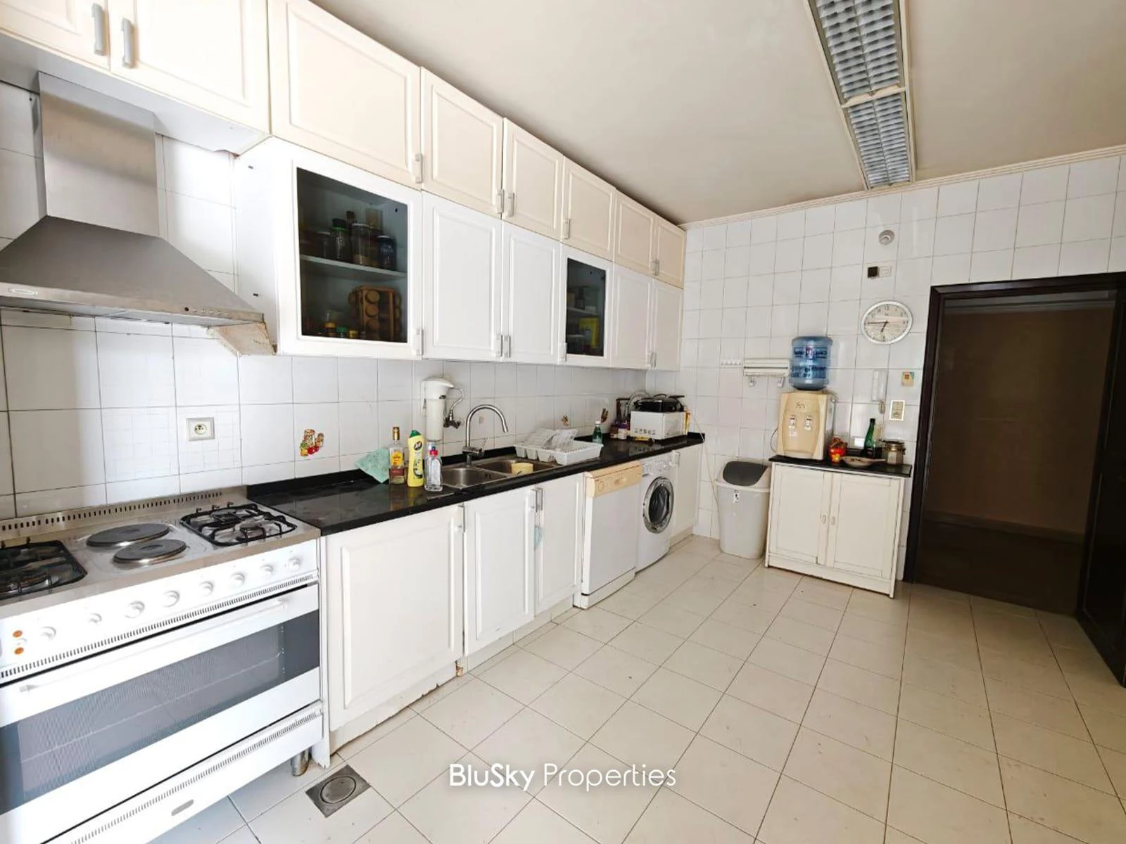 Apartment 290m² Terrace for Rent in Biyada — الصورة 4