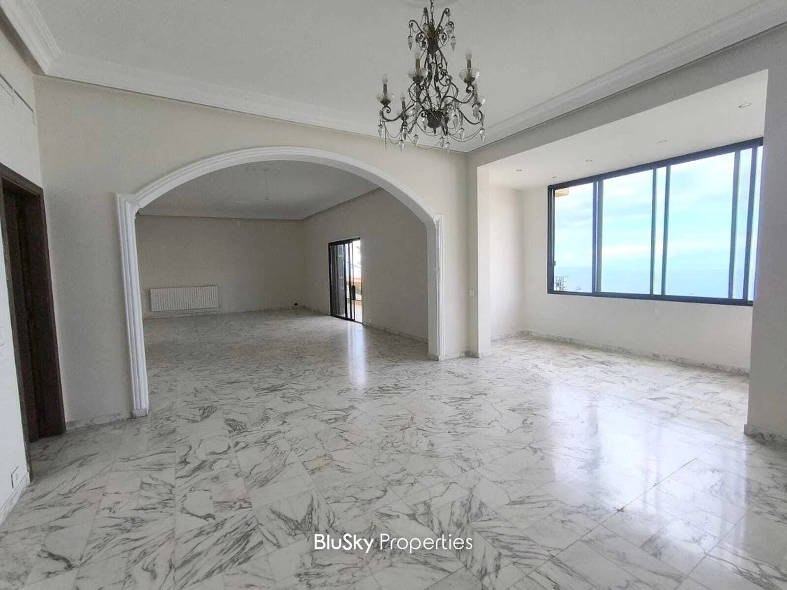 Apartment 300m² for Rent in Biyada