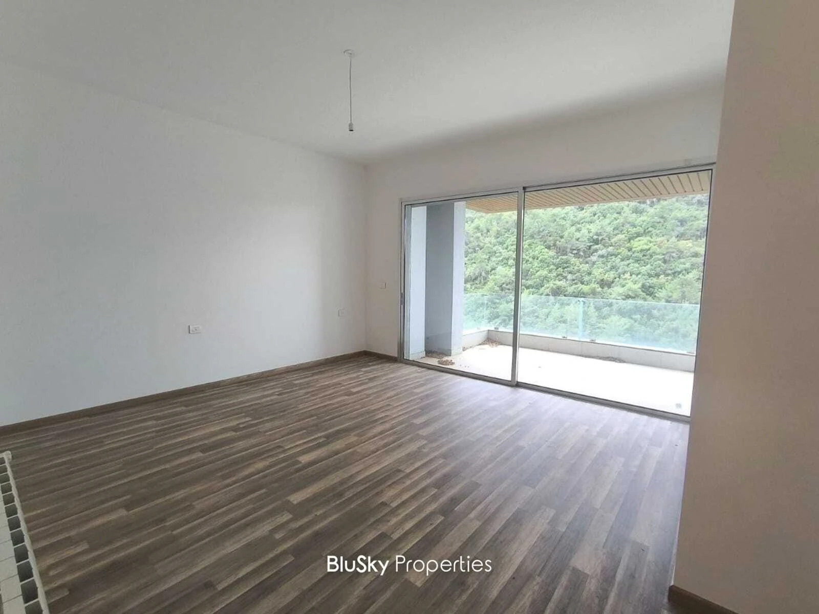 Apartment 300m² Balcony for Rent in Biyada — photo 2