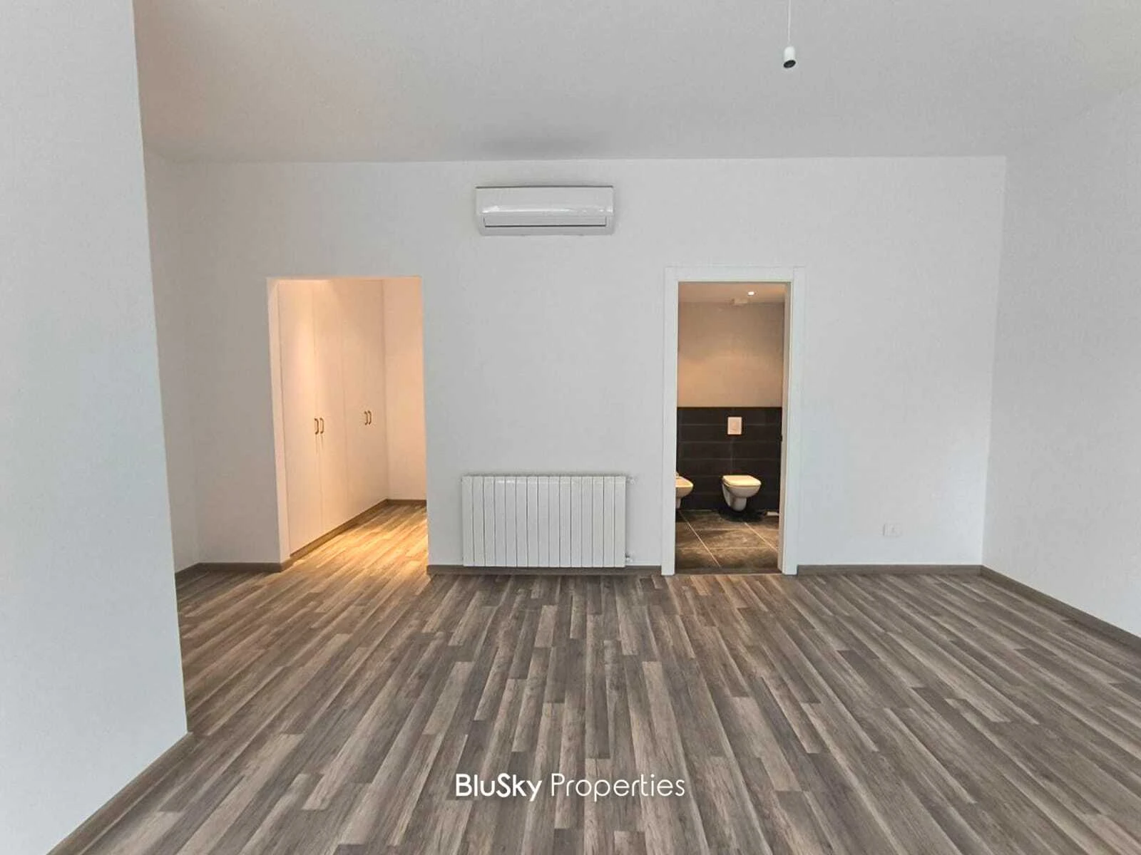 Apartment 300m² Balcony for Rent in Biyada — photo 4