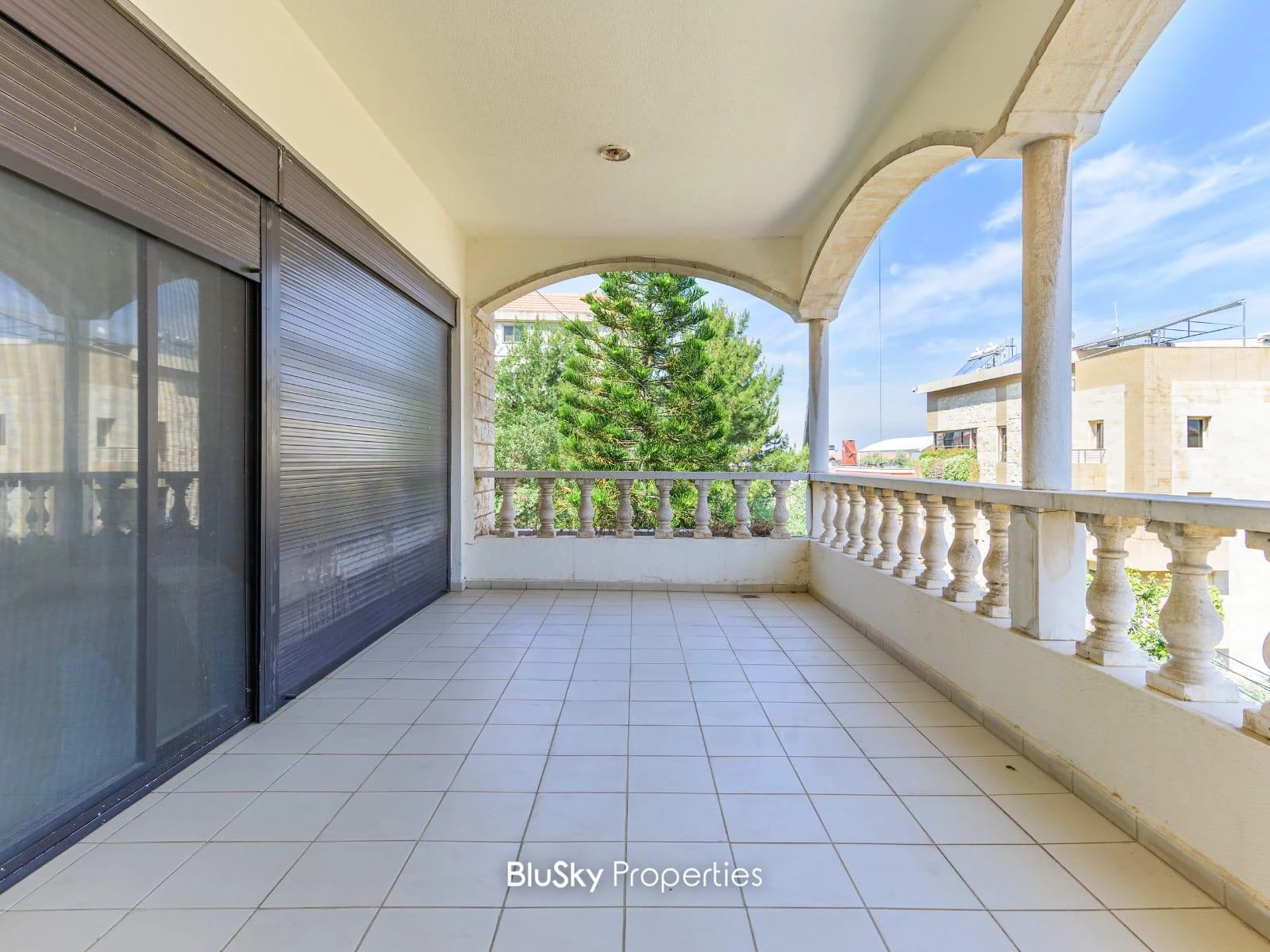 Apartment 400m² 4 Beds for Rent in Biyada — الصورة 2