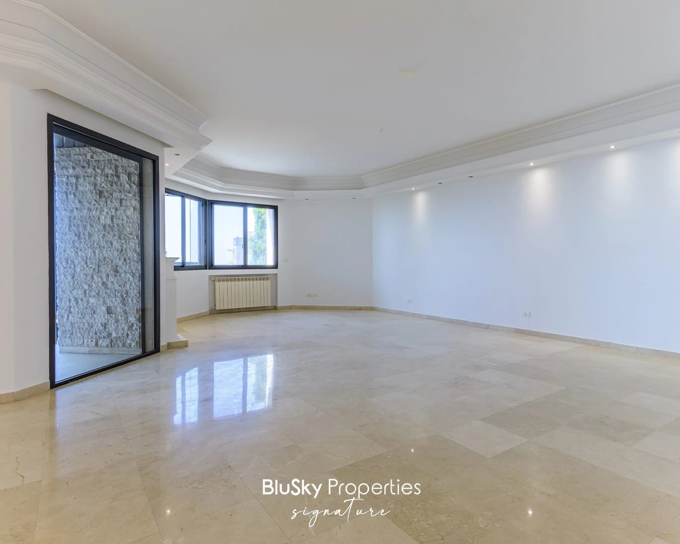 Apartment 450m² with Terrace for Sale in Biyada — photo 4