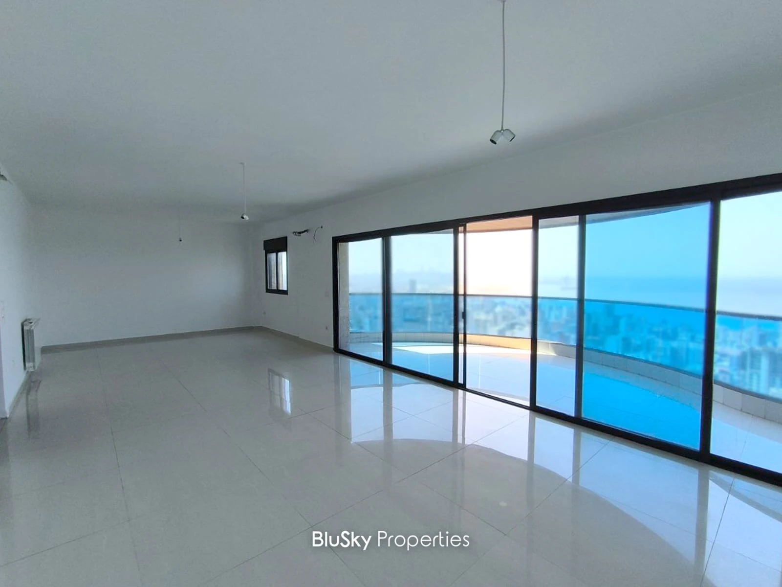 Apartment 210m² with Balcony for Sale in Bkenneya — الصورة 2