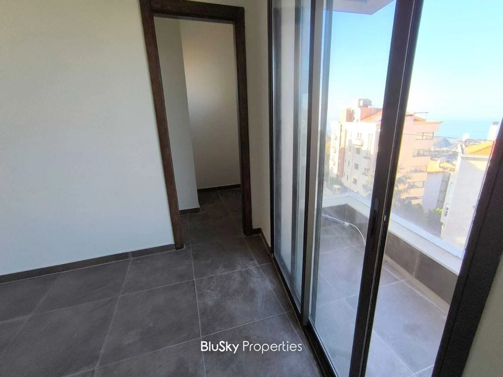 Apartment 125m² Balcony for Sale in Beit El Kiko — الصورة 5