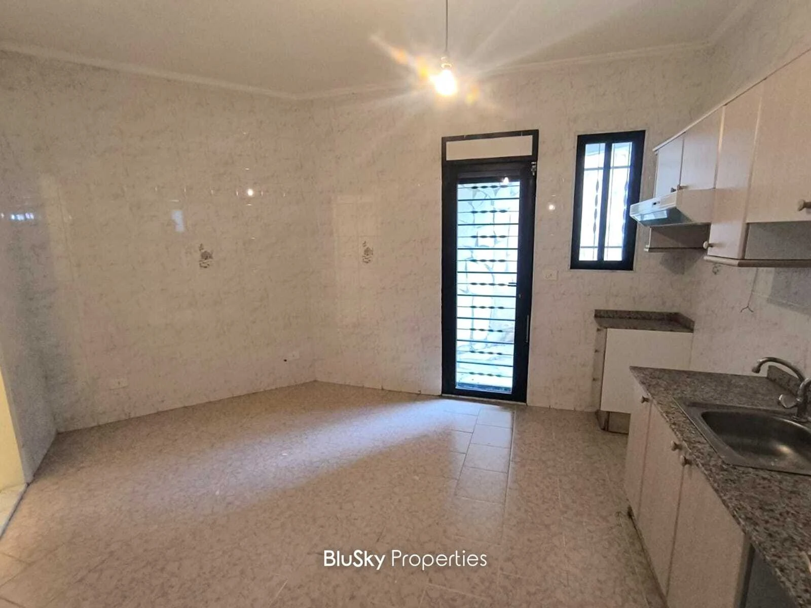 Apartment 210m² Terrace for Sale in Beit El Kiko — الصورة 2