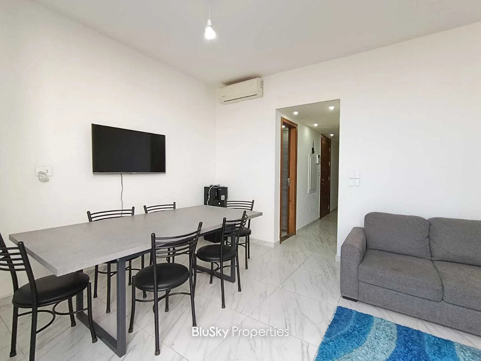 Apartment 100m² with Terrace for Sale in Blat — الصورة 4