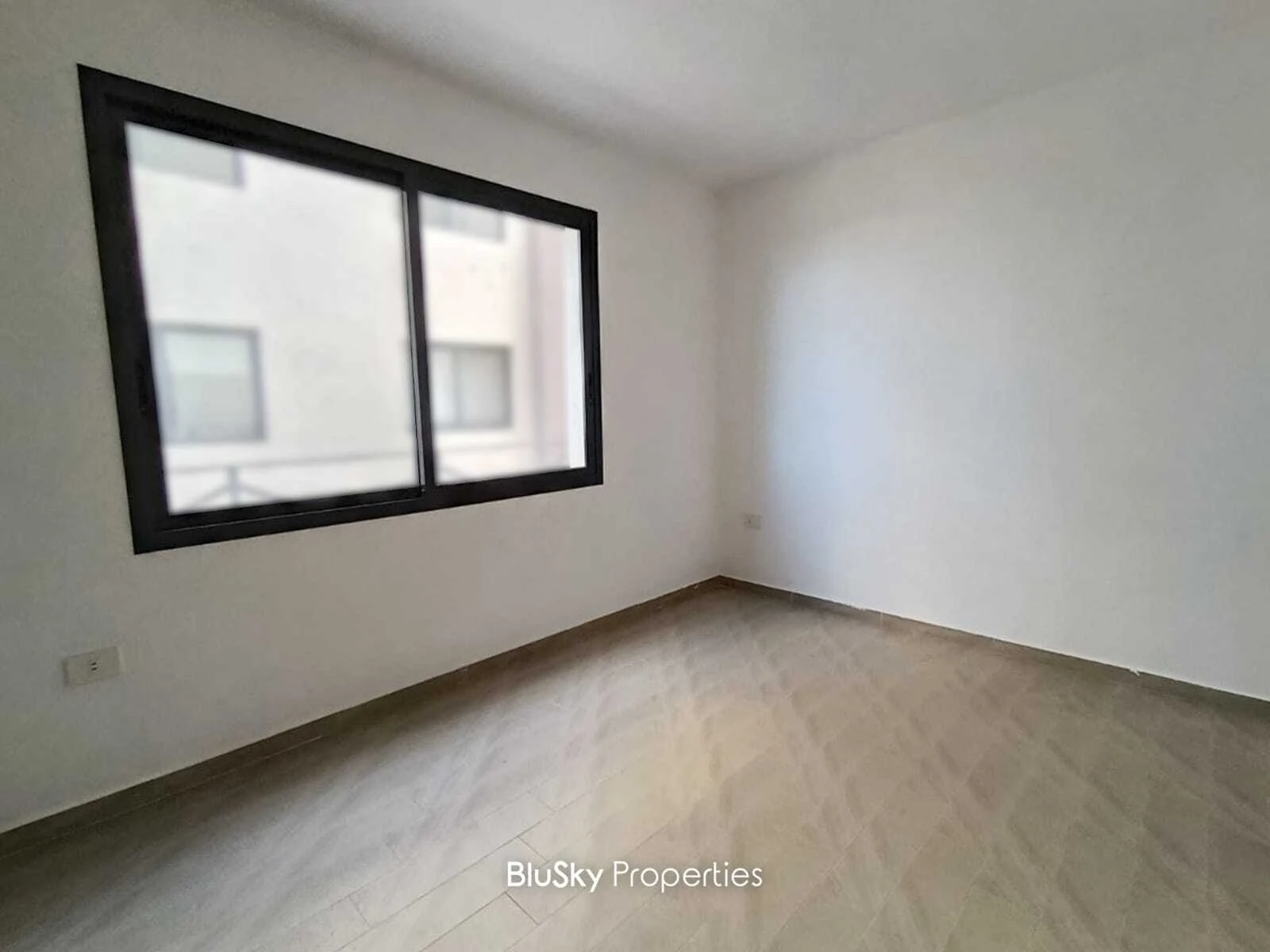 Apartment 107m² Terrace for Sale in Blat — الصورة 4