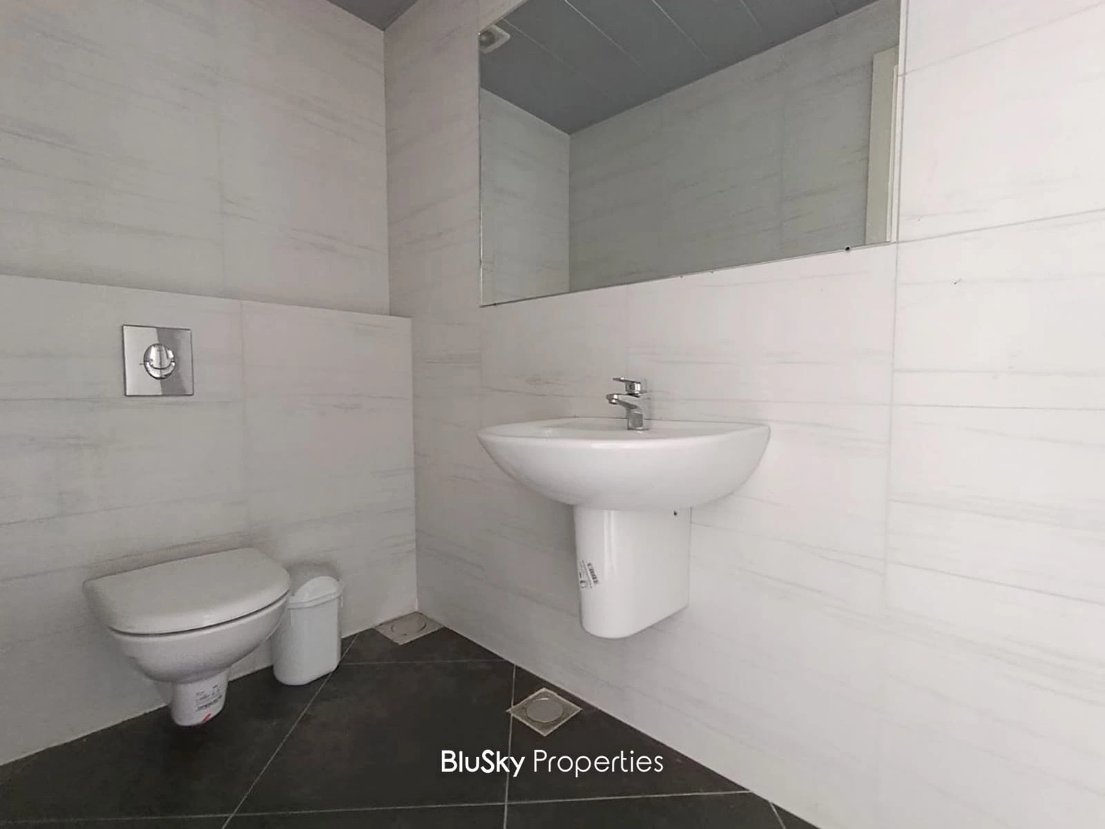 Apartment 107m² Sea View for Sale in Blat — photo 4