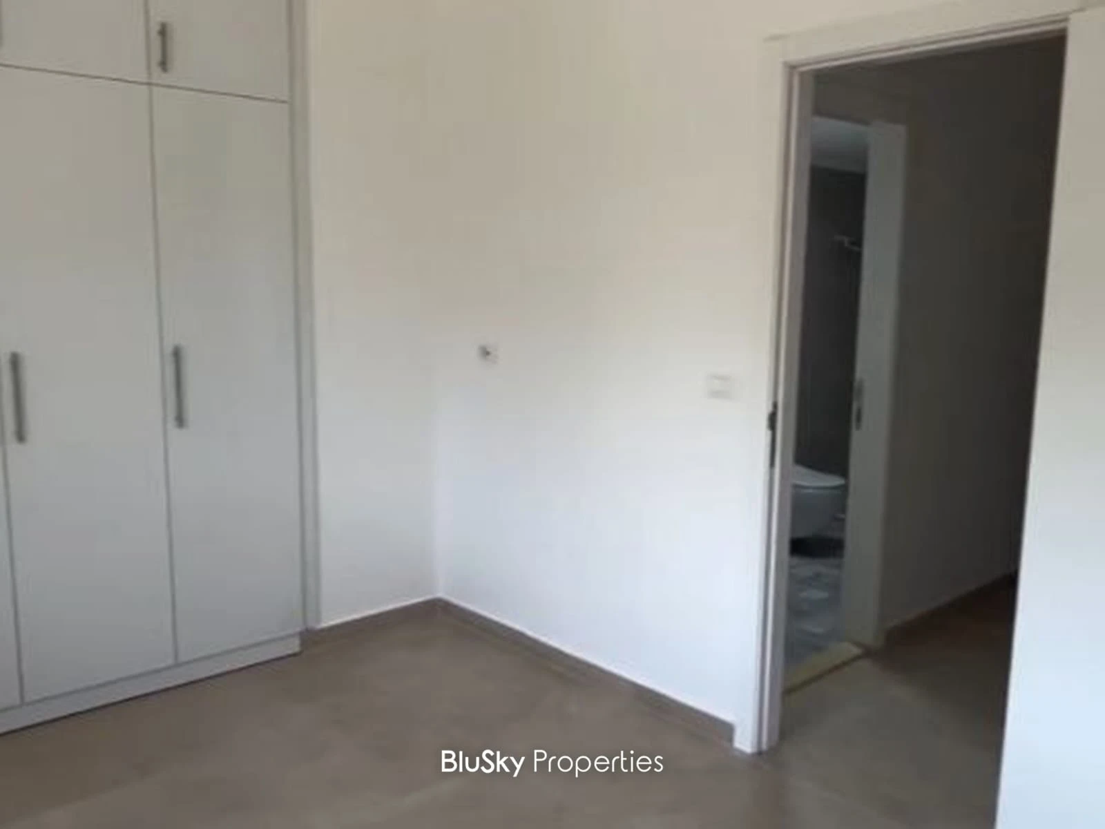 Apartment 121m² with Sea View for Sale in Blat — الصورة 3