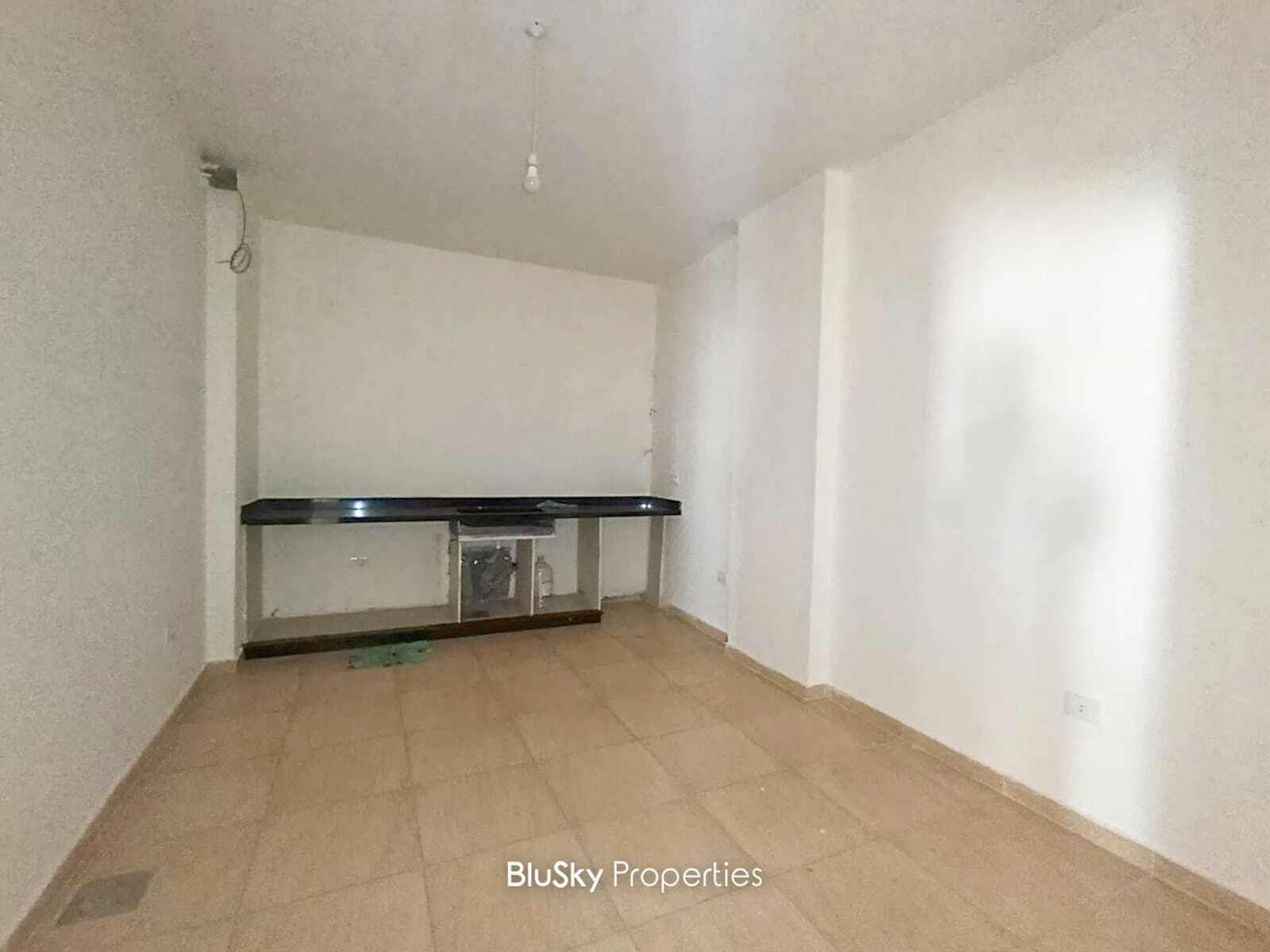 Apartment 135m² City View for Rent in Blat — الصورة 3