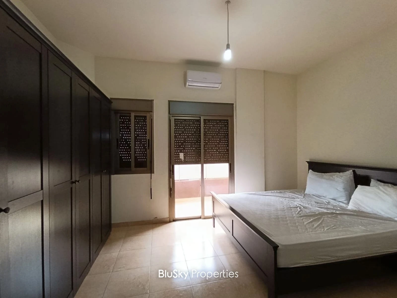 Apartment 165m² with City View for Rent in Blat — الصورة 4