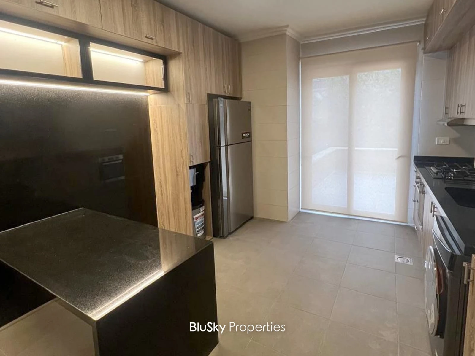 Apartment 154m² with Terrace for Sale in Blat — الصورة 4